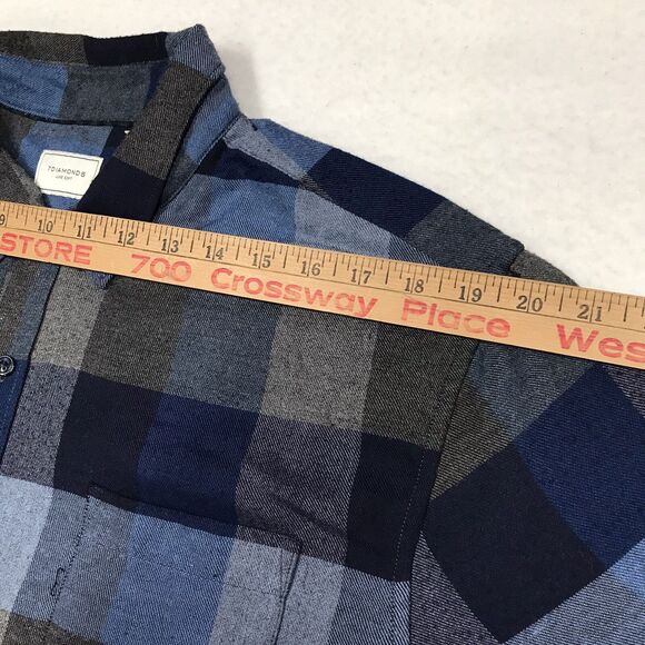 7 DIAMONDS Flannel Shirt Men XL Blue Gray Buffalo Plaid Dark Academia Outdoor - Picture 13 of 16